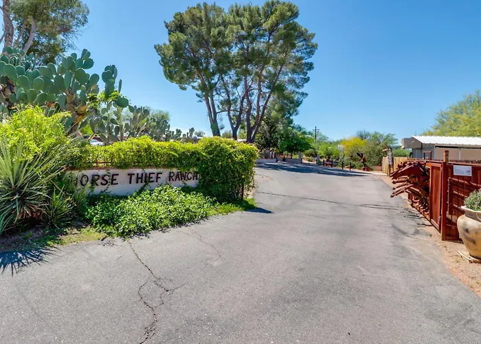 Swim Access & Outdoor Kitchen! Casa vacanze Tucson